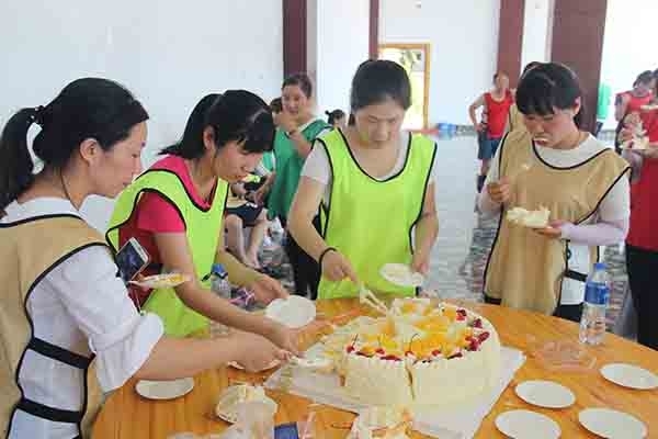 為6、7月生日員工慶生